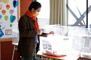 Ignacio Briones y voto estratégico: “El llamado es a votar por convicción y no por el mal menor”