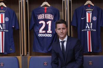 Ander Herrera fue oficializado como nuevo jugador de PSG