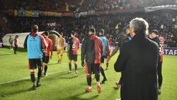 Ídolo de la UC está al borde de quedar sin club en Argentina y podría apelar a salvarse por secretaría