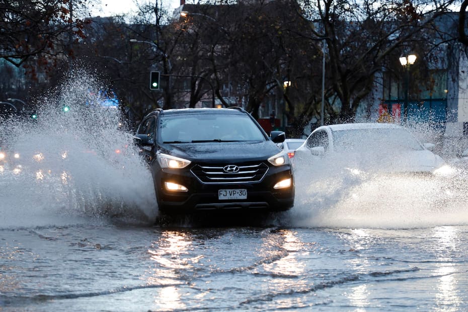 Las precipitaciones comenzarán a caer a contar de la tarde de este domingo en la zona sur de Chile. Créditos: Sebastian Cisternas/Aton Chile.