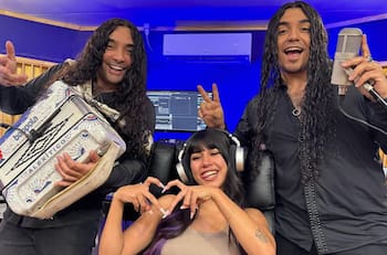 Eskarcita estrenó su primera colaboración de la mano de La Noche