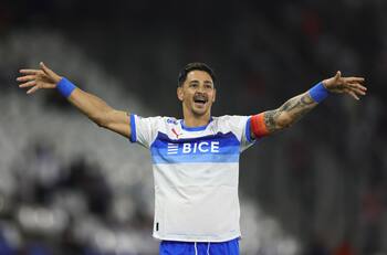 Con doblete de Zampedri: la UC lo da vuelta y se impone ante Coquimbo Unido en el Claro Arena