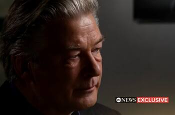 Alec Baldwin asegura que "no apreté el gatillo" del arma que dio muerte a Halyna Hutchins en el set de "Rust"