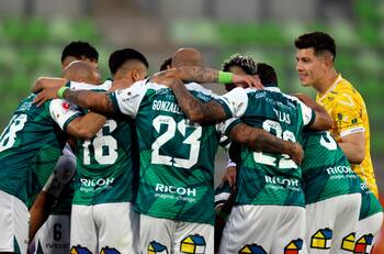 De Colo Colo y la UC: los dos jugadores que se ofrecieron para jugar en Santiago Wanderers y fueron rechazados