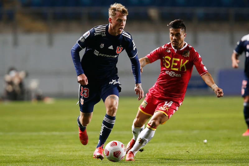 El delantero en su paso por la U. Foto: Agencia Aton.