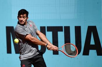 Cristian Garín derrotó a Koepfer y clasifica a octavos de final del Masters de Madrid