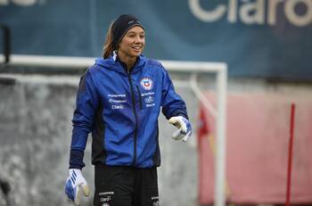 VIDEO | Día de bienvenidas en La Roja: Christiane Endler se sumó a los trabajos en Juan Pinto Durán
