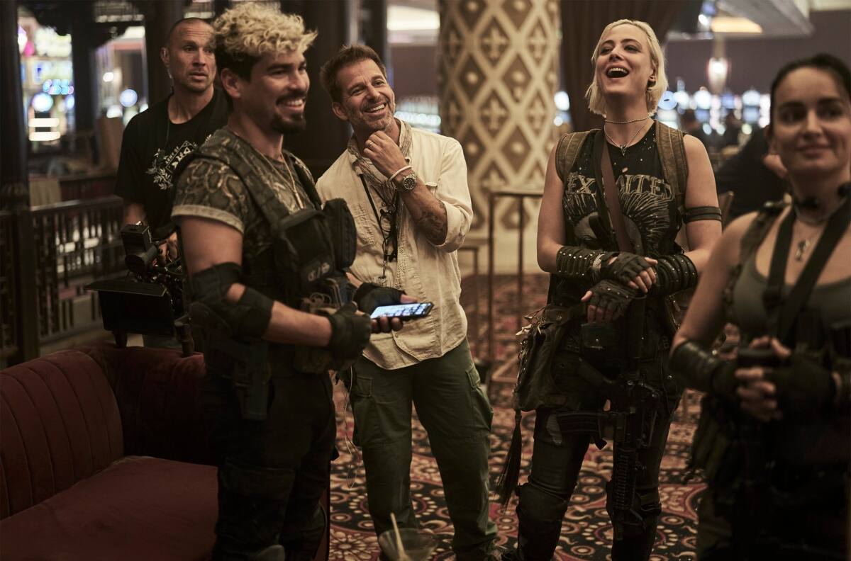 Zack Snyder revive con “El ejército de los muertos” y se desmarca de las convenciones del género de zombies