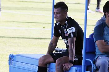 Leo Valencia es acusado de no pagar la mensualidad del colegio de sus hijos