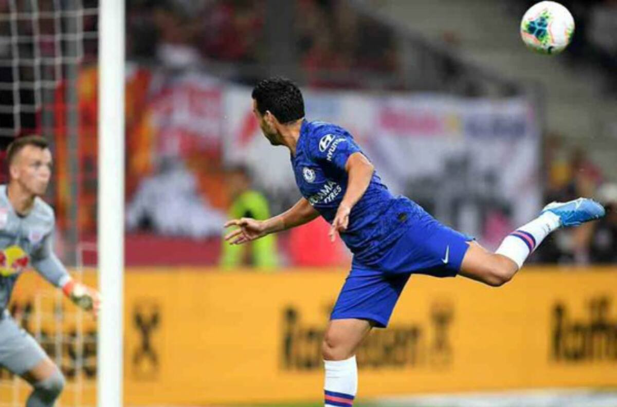 La obra de arte de Pedro en victoria del Chelsea que postula al Puskas