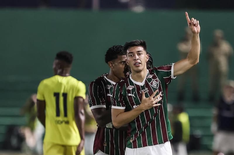 El volante paraguayo habría despertado el interés de Colo Colo. Foto: Instagram @rubenlezcano10.