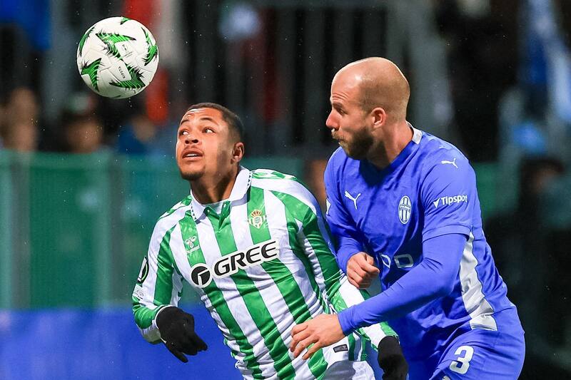 Betis en la derrota ante el Mlada Boleslav.