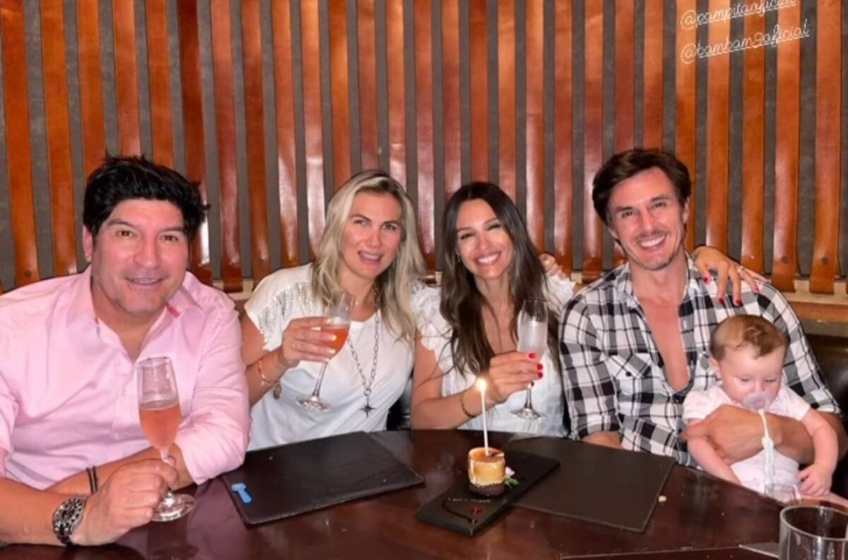 Iván Zamorano estuvo presente: María Alberó y Pampita Ardohain celebraron su reencuentro con un entretenido carrete