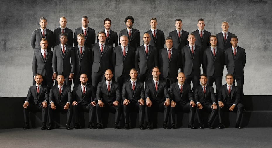 El cuadro del Bayern con traje Armani.