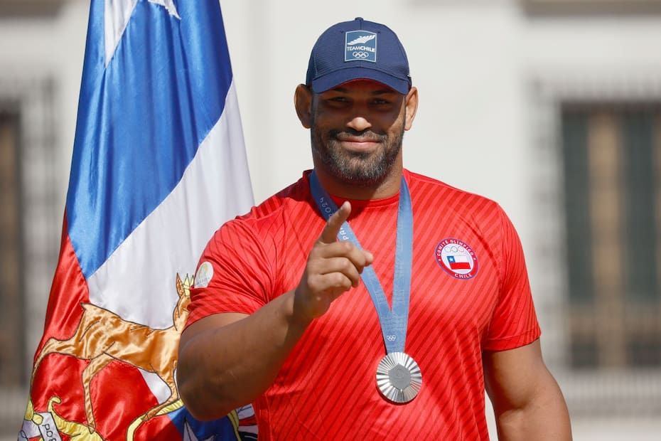 Visitó La Moneda tras conquistar la medalla de plata en París 2024. Foto: Agencia Aton.