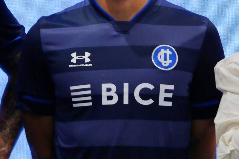 Lanzamiento de la tercera camiseta de Universidad Católica para la temporada 2023.