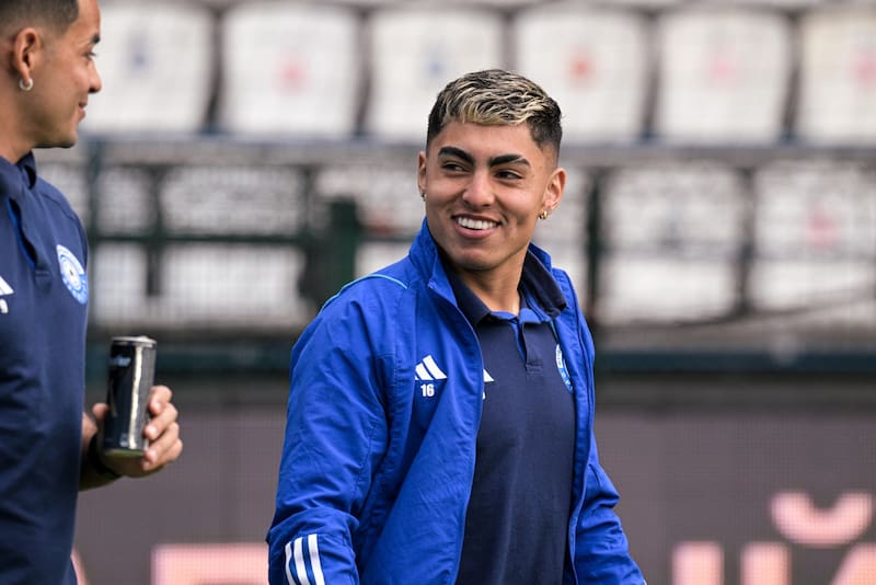 cambia de agencia de representación.