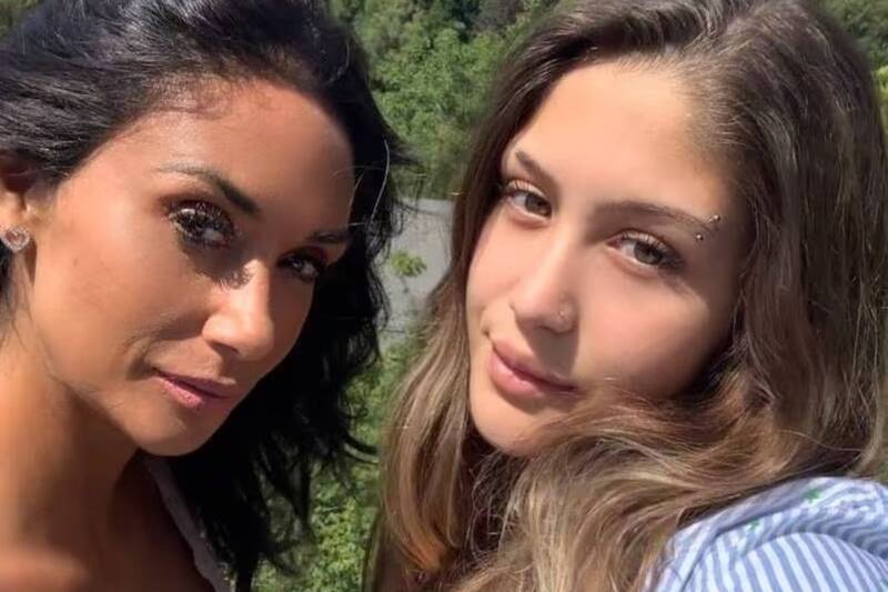 apoya a su hija Trinidad en su carrera musical. Créditos: Instagram