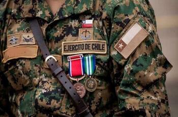 Ejército de Chile denuncia "denostación e injurias” por programa humorístico de La Red