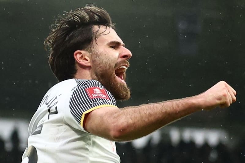 El seleccionado chileno lleva dos partidos consecutivos marcando goles. Foto: @dcfcofficial en Instagram.