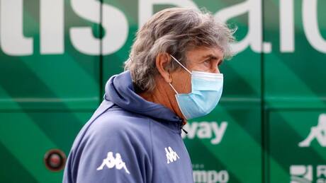 ¡Se le va su goleador! Manuel Pellegrini sufrió una sensible partida en el Real Betis