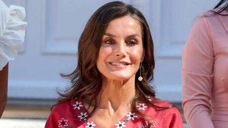 El secreto de la Reina Letizia: La bebida que desinflama, rejuvenece y adelgaza