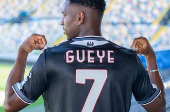 Alexis Sánchez es su ídolo y heredó su número en Udinese: “Jugaba al PlayStation con él”