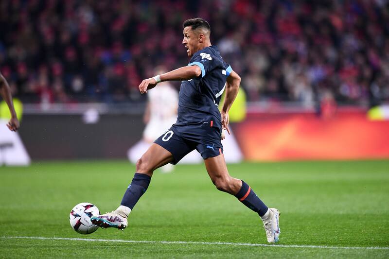 El tocopillano fue uno de los valores destacados en el triunfo del OM en el Groupama Stadium de Lyon.