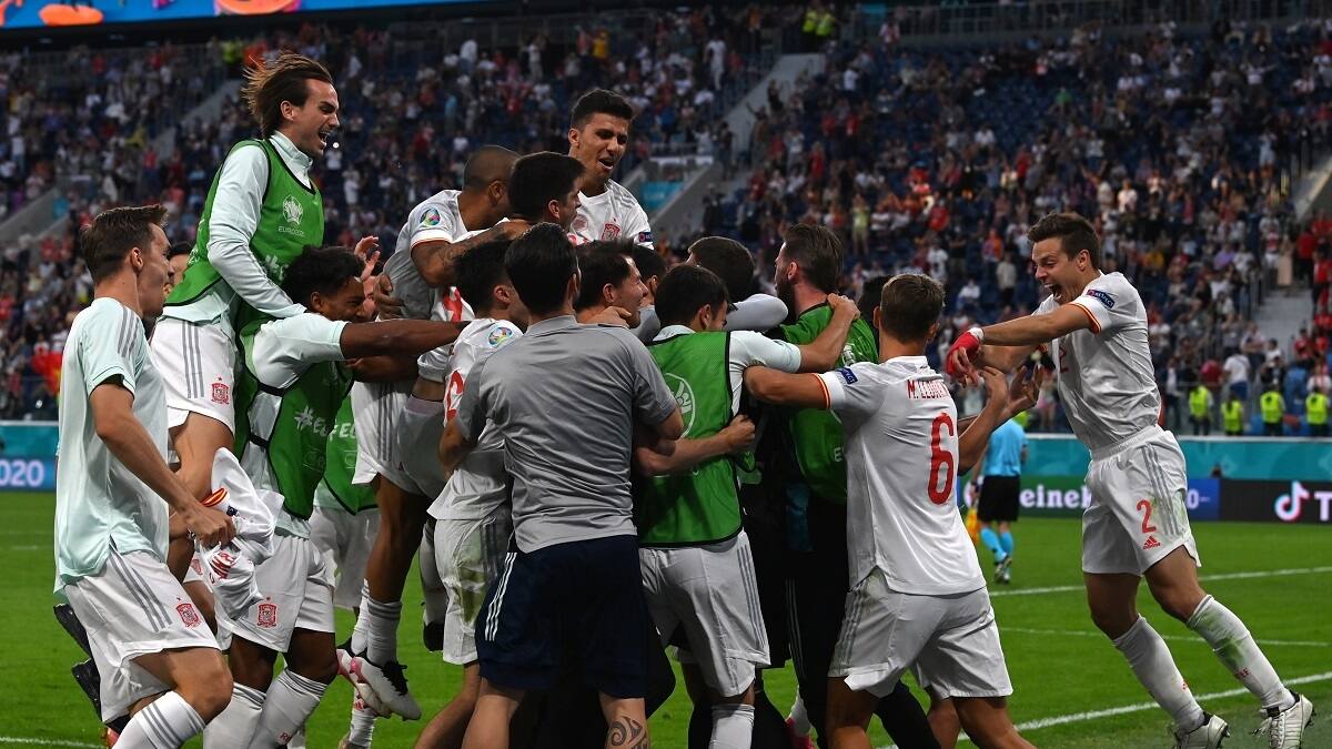 España e Italia se miden en un esperado partido para definir al primera finalista de la Eurocopa 2021