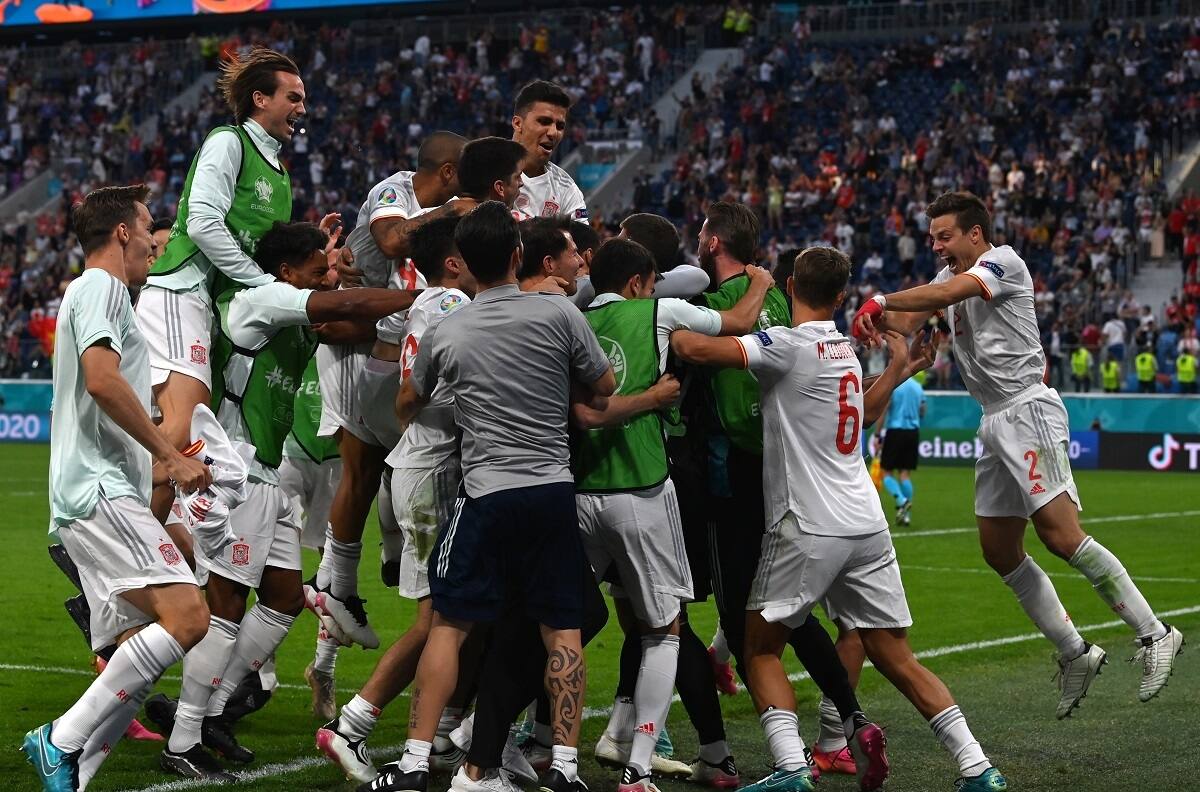 España e Italia se miden en un esperado partido para definir al primera finalista de la Eurocopa 2021