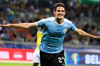 Con este golazo de Cavani Uruguay alargó su ventaja ante Ecuador en Copa América