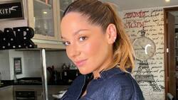 "Más caliente que el infierno": Kel Calderón sorprendió con extravagante look