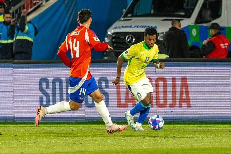 recibe a Brasil en el Estadio Nacional. Foto: Felipe Escobedo