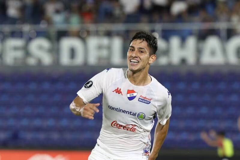Gustavo Aguilar en la órbita de Universidad de Chile.
