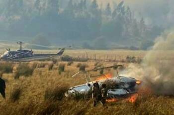 VIDEO | Galvarino: Helicóptero cayó mientras combatía incendio forestal y dejó dos fallecidos