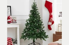 Por menos de $15.000 y de 180 cm de alto: Easy tiene este árbol de Navidad con un 50% de descuento