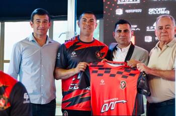 La emotiva razón por la que Gato Silva volvió del retiro: “Mi hijo creció y veía que yo no jugaba fútbol”