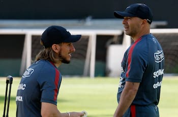 Se puso del lado del King: Beccacece contó inéditos detalles del choque de Arturo Vidal en la Copa América 2015