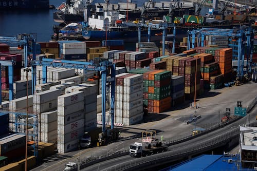 Alerta por vencimiento de concesiones en seis de los principales puertos de Chile para el 2030