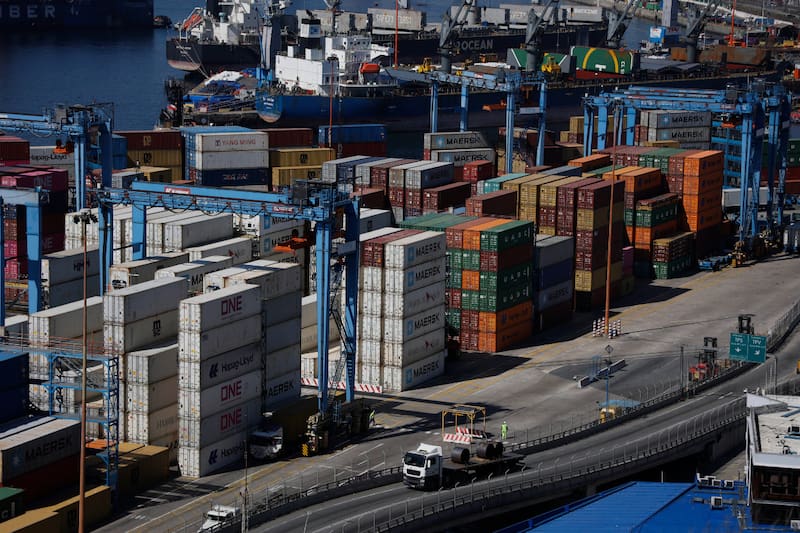 Según explicaron los expertos, el retraso en las tramitaciones podría traer severas consecuencias al comercio exterior y a la economía nacional.