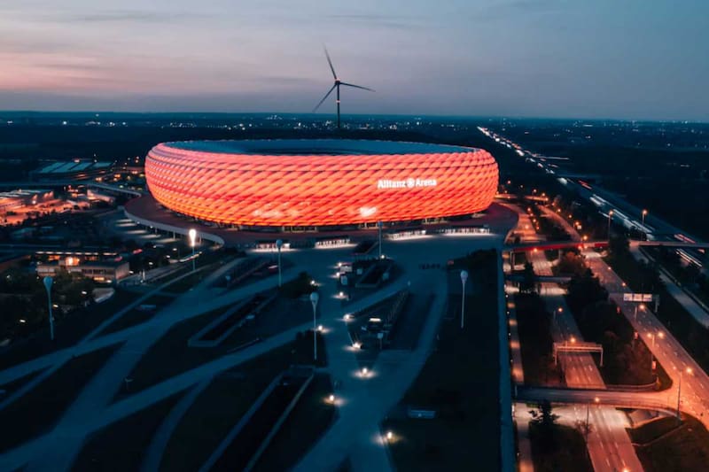 El estadio del Bayern es la sede de la final.