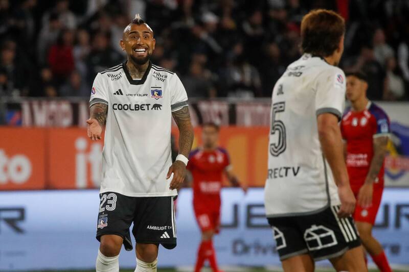 Colo Colo y Unión La Calera podrían sufrir las consecuencias de presentar la petición de reprogramar su partido fuera de plazo. (Foto: Aton)