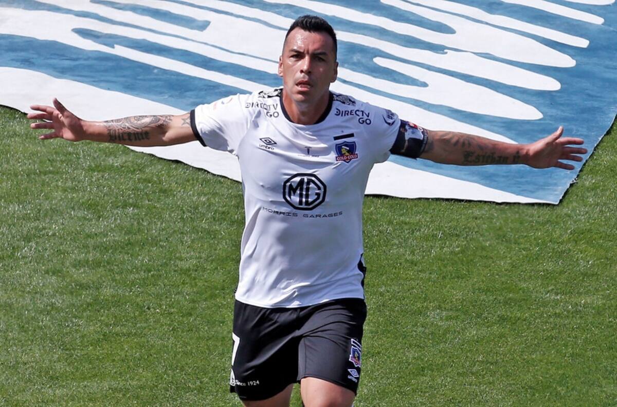 ¡Celebran en Macul! Esteban Paredes volvió a las convocatorias de Colo Colo