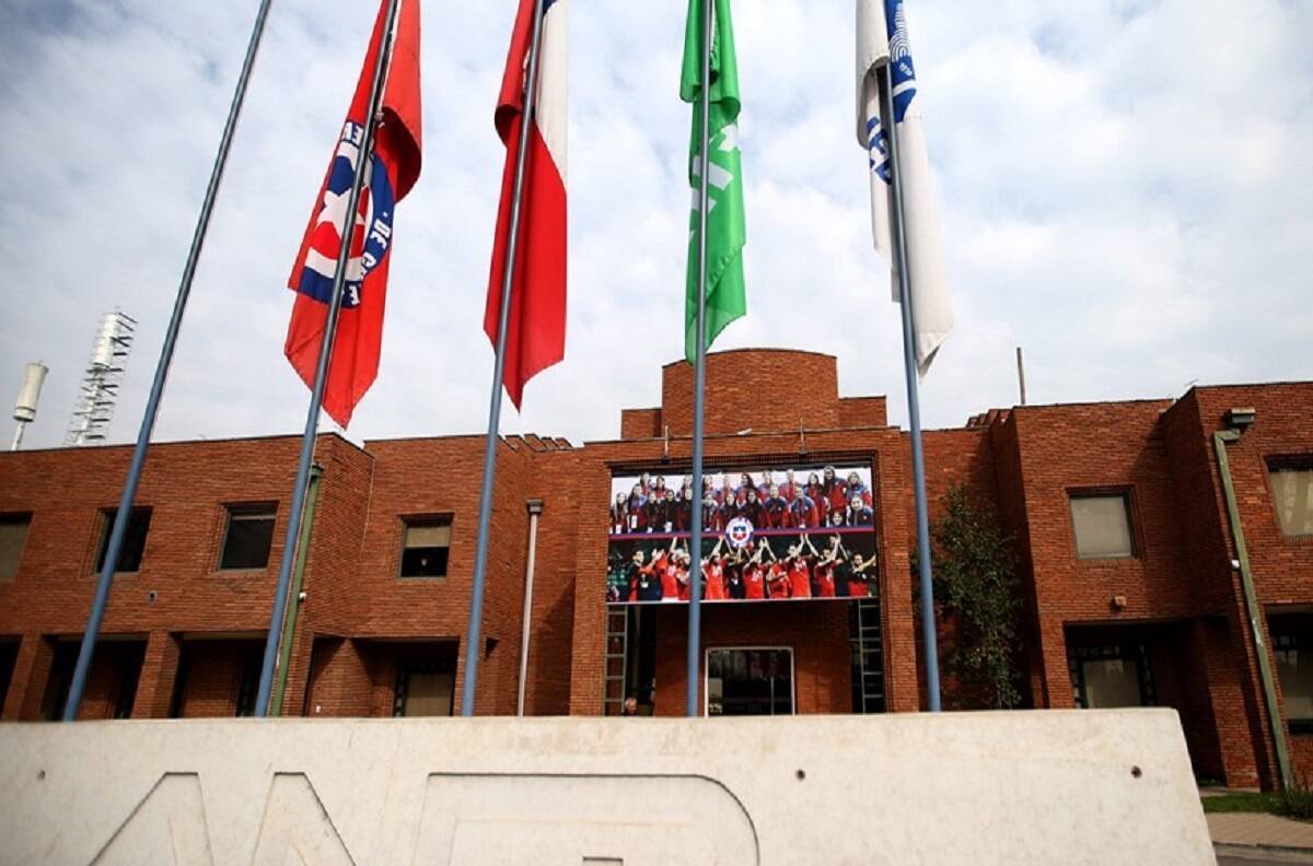 Lorenzo Antillo y elecciones en la ANFP: "No bajaré mi candidatura"