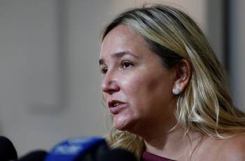 Abstención de diputada "Pepa" Hoffmann dejó sin unanimidad la no prescripción de delitos sexuales