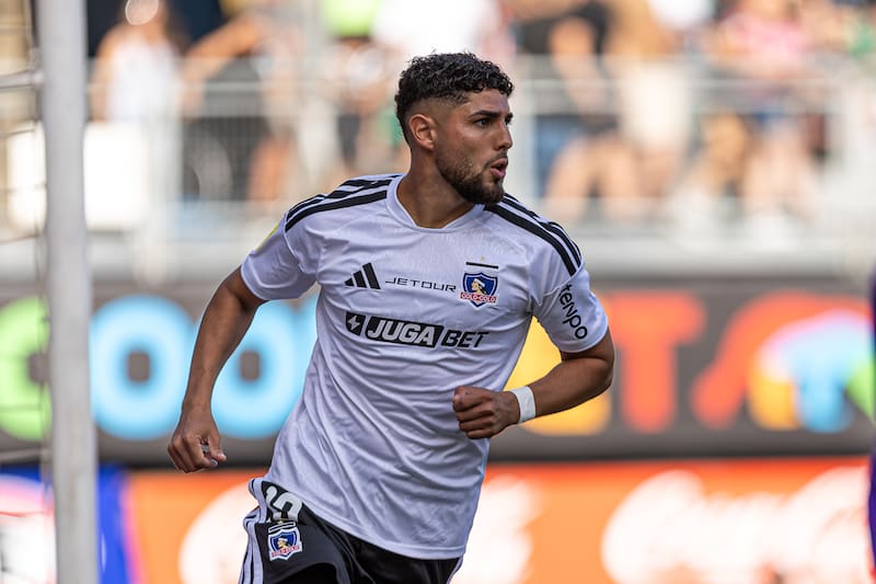 El delantero fue el elegido por Esteban Paredes para ser titular en Colo Colo. Foto: Felipe Escobedo/En Cancha