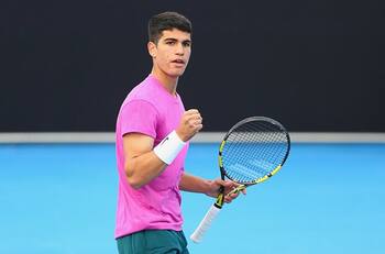 ¿El nuevo Rafael Nadal? Con solo 17 años Carlos Alcaraz venció a un top 15 del ranking ATP
