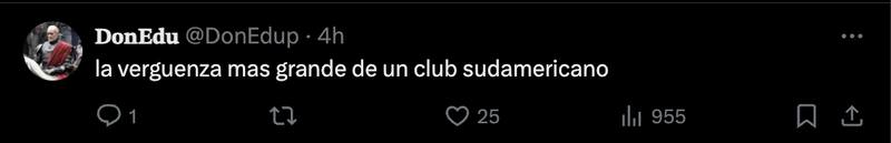 Hinchas de la U se hacen un festín con los de Colo Colo.
