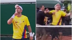 VIDEO | Escándalo en Copa Davis: colombiano ganó, mandó a callar al público y le respondieron con botellazos