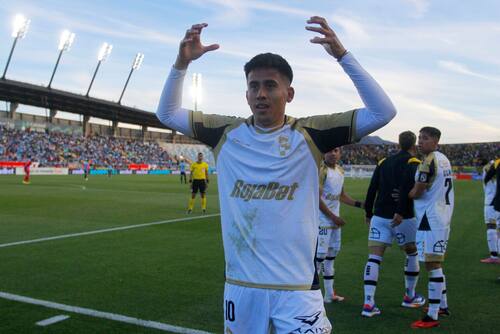 El mediocampista es seguido desde la UC y Colo Colo. Foto: Agencia Aton.